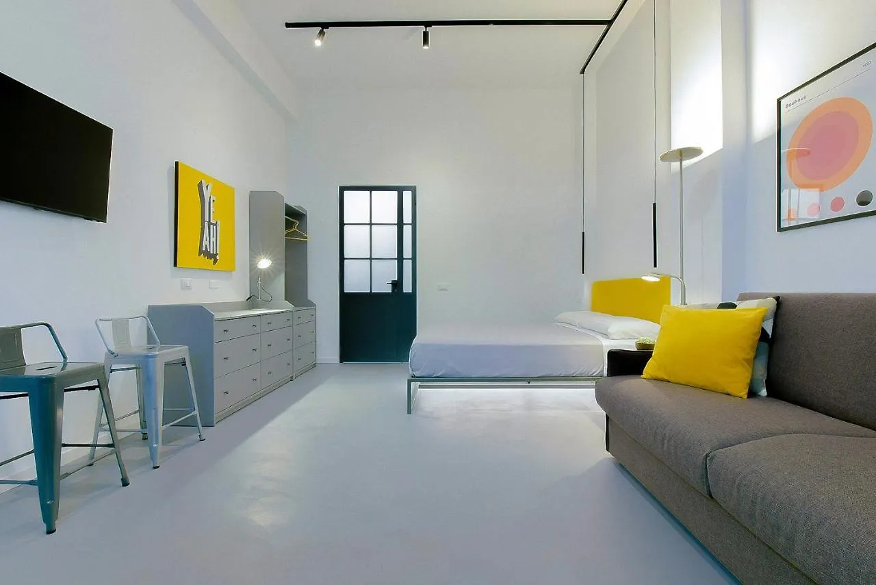 Mono Apartments Bologna Italia